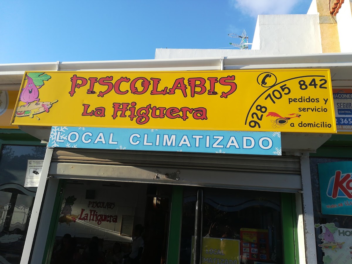 Piscolabis la Higuera in Valsequillo de Gran Canaria, Spain